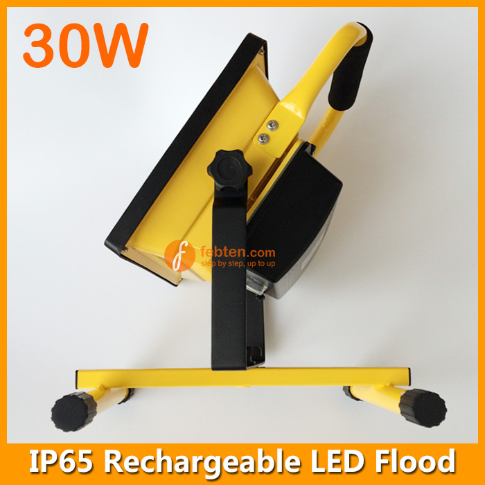 Portable LED Flood Light for Emergency Lighting