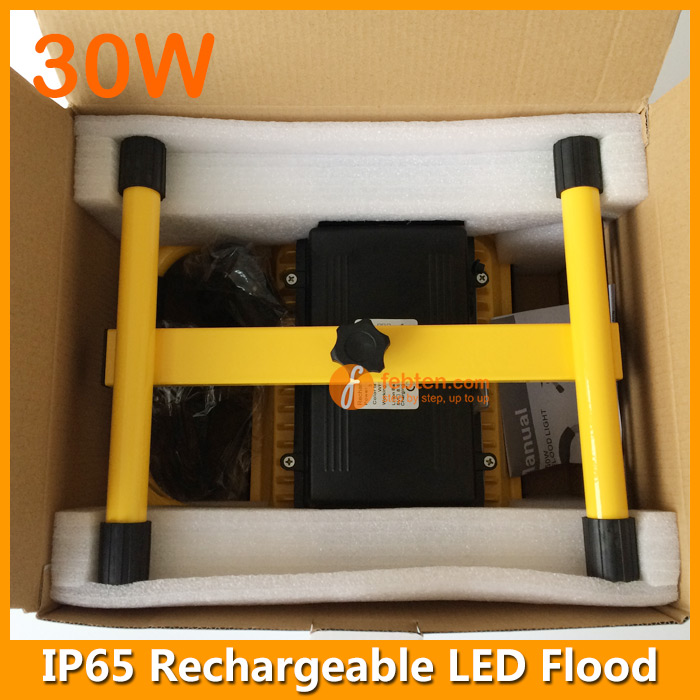 Rechargeable LED Flood Light for Emergency Lighting